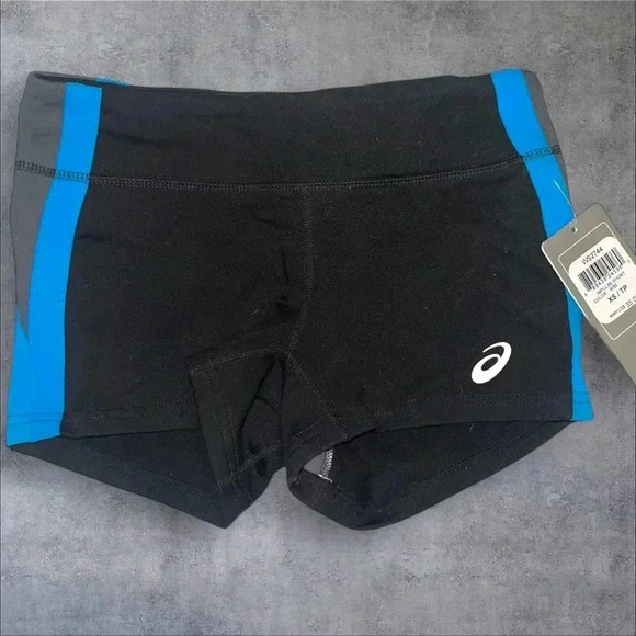 Asics Pants - Nwt asics shorts‎ size XS